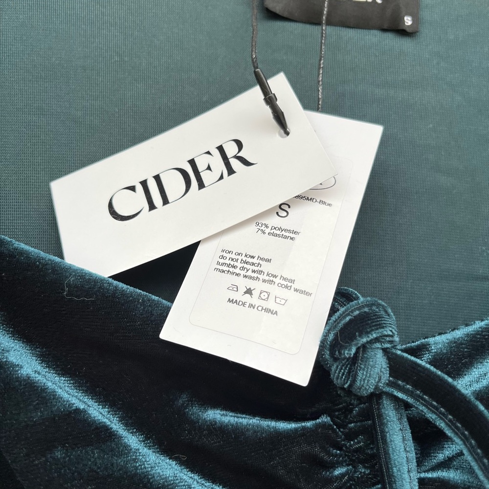 Cider Deep Teal Velvet Midi Dress - Picture 5 of 5